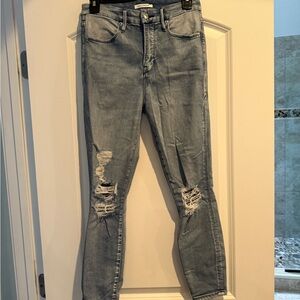 Good American Distressed Light Blue Women's Jeans